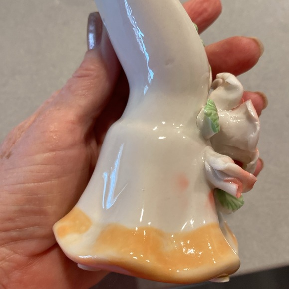 SET 2 Vintage Antique Hand Roses Ring Holders Porcelain Jewelry stand - Picture 10 of 16